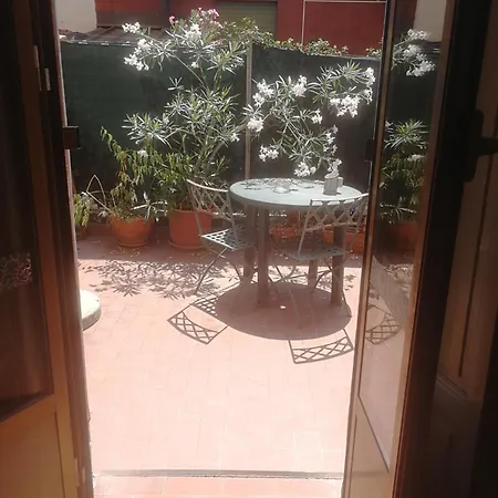 Bilocale Con Terrazzo * Milan